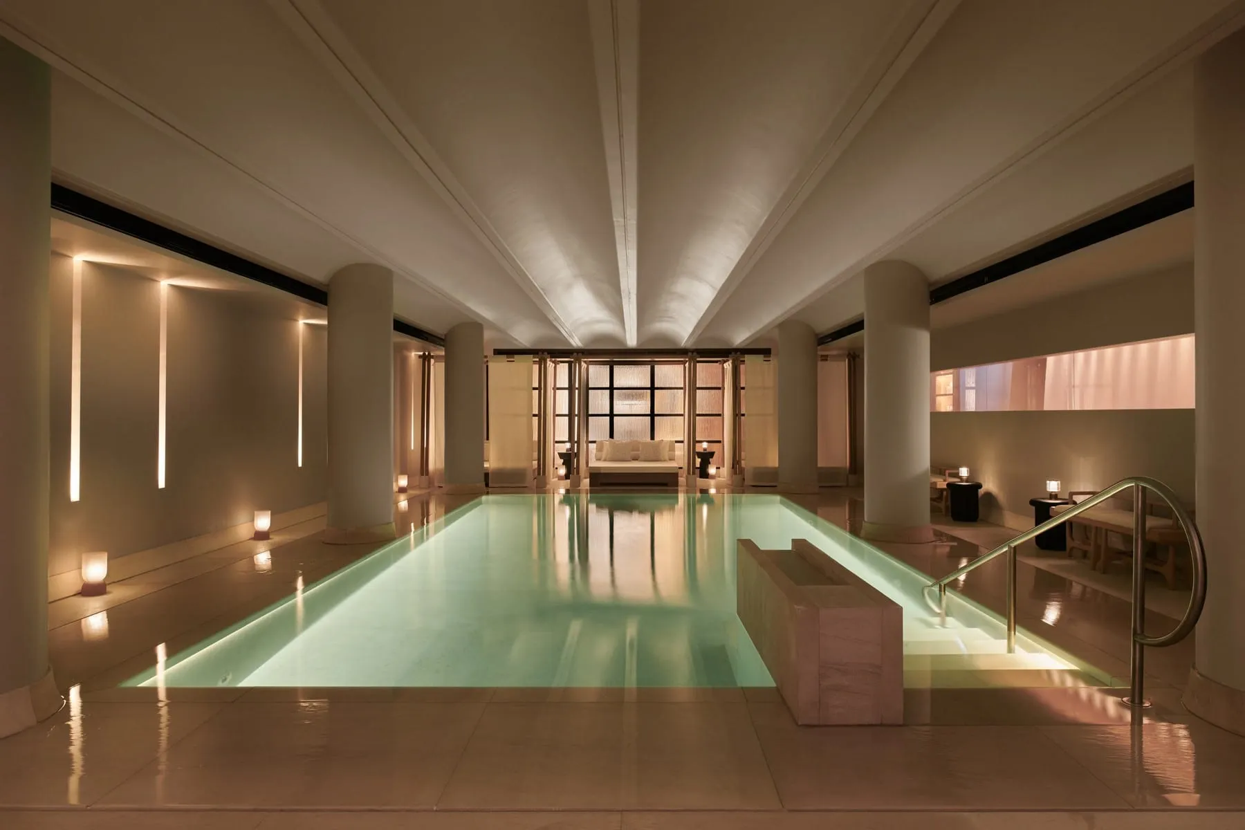 The Fumoir bar at Claridge's with Lalique glass panels and low lighting