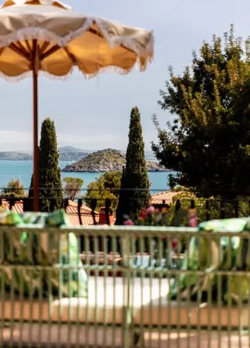 The heated seawater pool at Il Pellicano's Beach Club, set into the cliffside above the Argentario coast